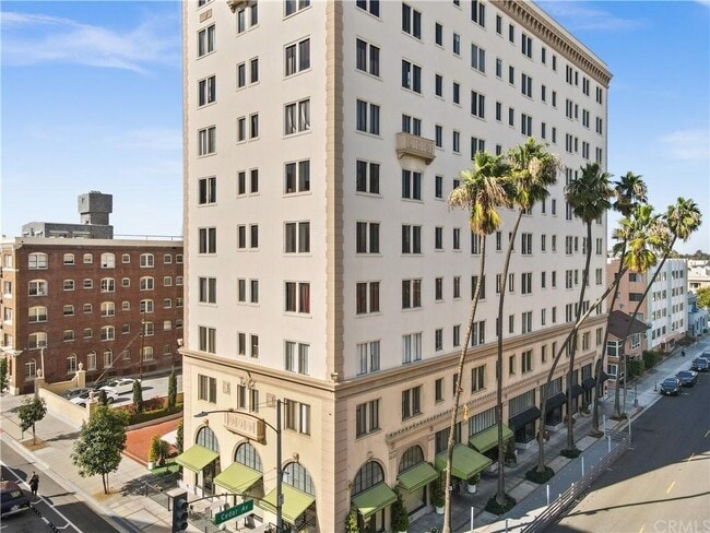 The Willmore Building - Registered Historic Landmark - 315 W 3rd St