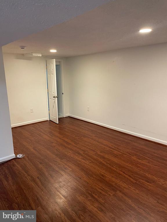 Foto del edificio - 608 Kenyon St NW