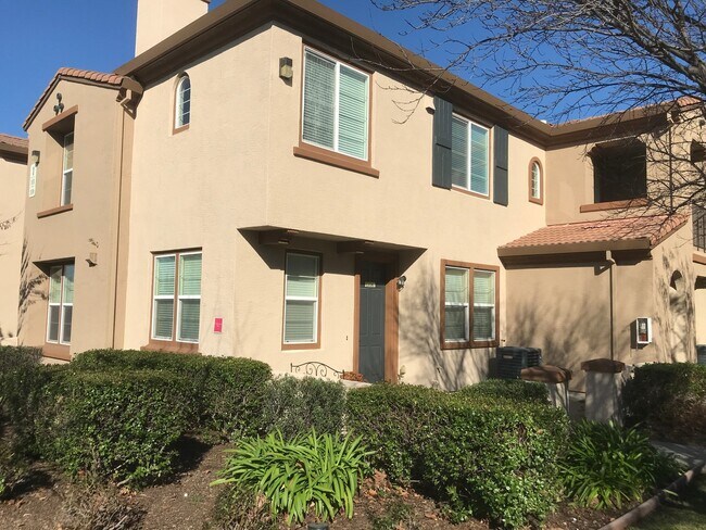Gorgeous Natomas Condo - Gorgeous Natomas Condo