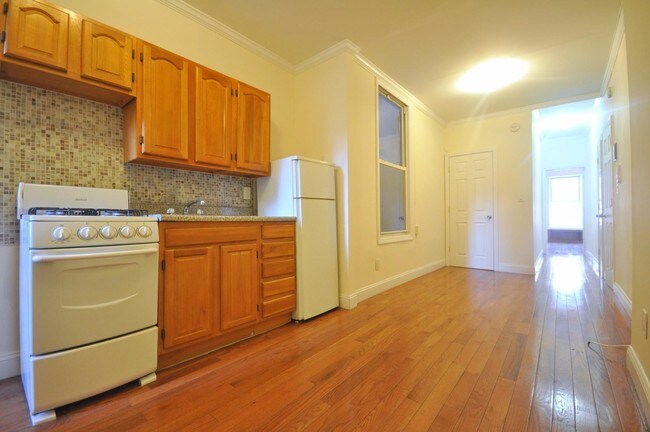 Building Photo - 1273 1st Ave