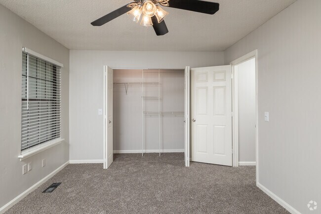 Foto del interior - Ledford at Hamilton Place