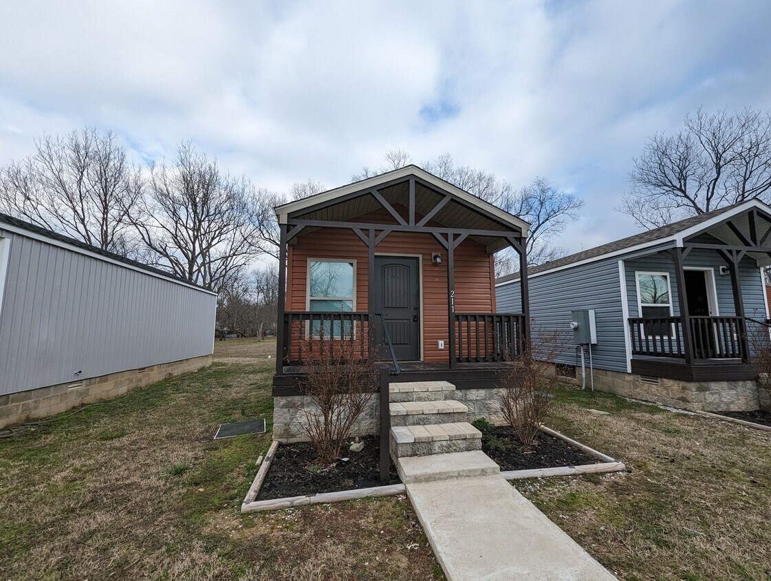 Primary Photo - 1 Bedroom/1 Bathroom Tiny Home in Sulphur ...