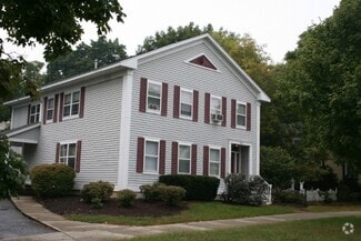 Building Photo - 575 N Broadway