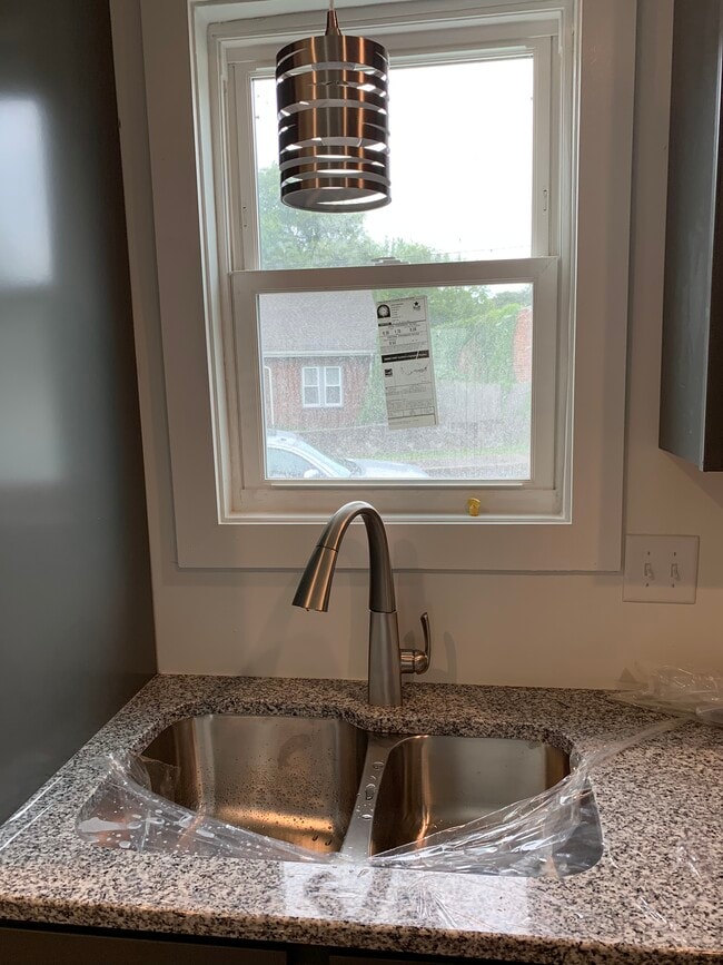 Photo - 1600 Underwood St House