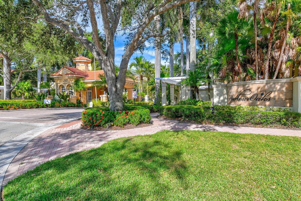 2702 Ravella Way, Palm Beach Gardens, FL 33410 House for Rent in Palm