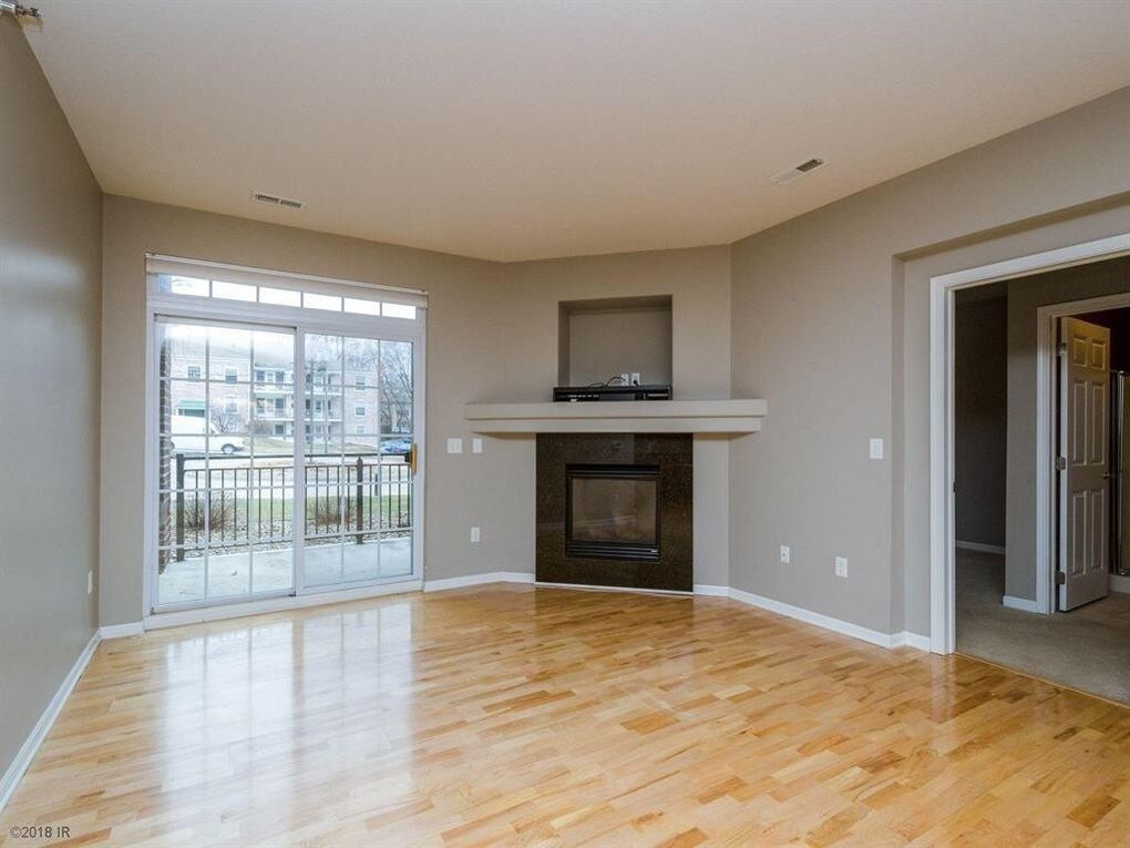 3031 Grand Ave Unit 103, Des Moines, IA 50312 Condo for Rent in Des