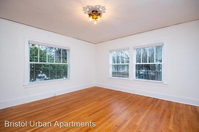 Building Photo - 2134 NW Flanders St