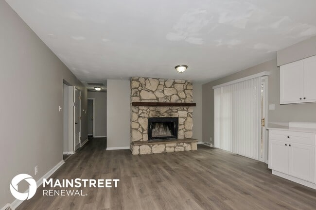 Foto del edificio - 105 Riverview Heights