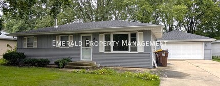Building Photo - 8224 Scott Ln
