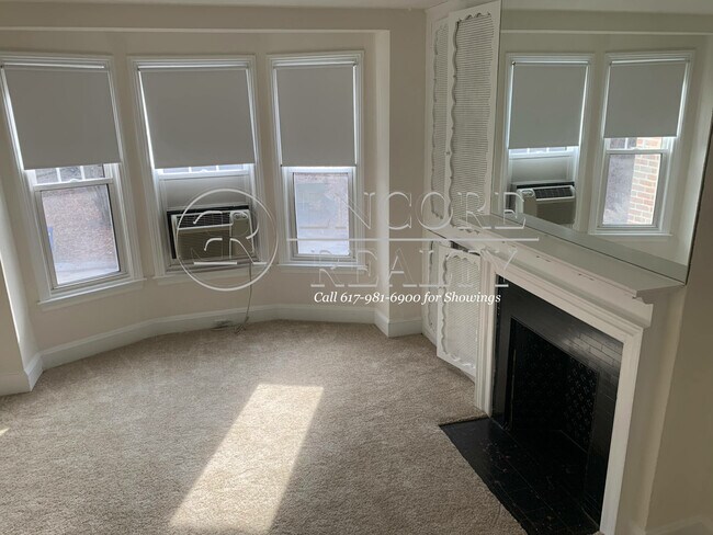 Foto del edificio - 1243 Beacon St