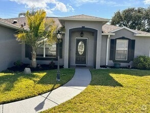 Building Photo - 1095 Egret Lake Way