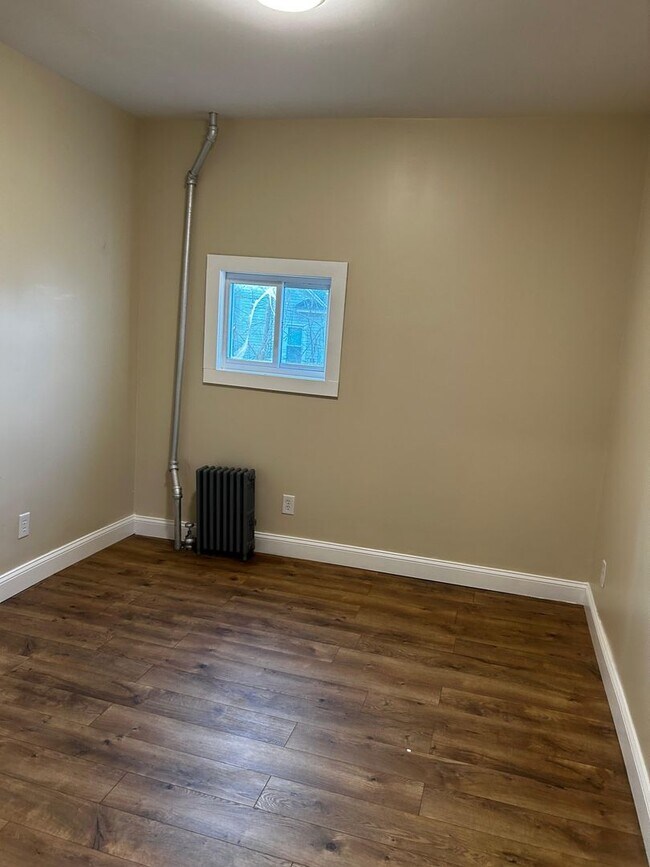 Building Photo - Charming 2-Bedroom Home in the Heart of Carbondale, PA