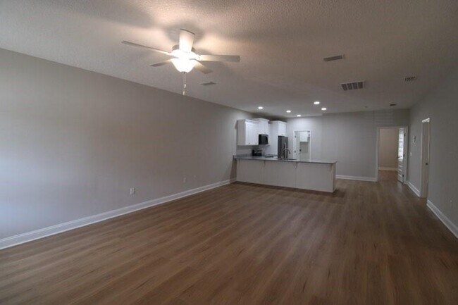 Foto del edificio - 324 S 5th St