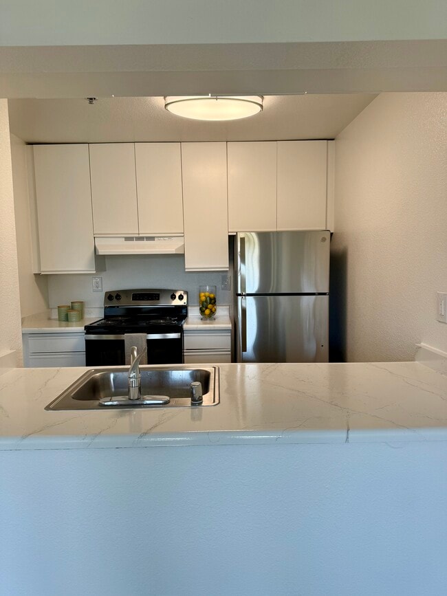 Building Photo - Evergreen Ridge Apartments