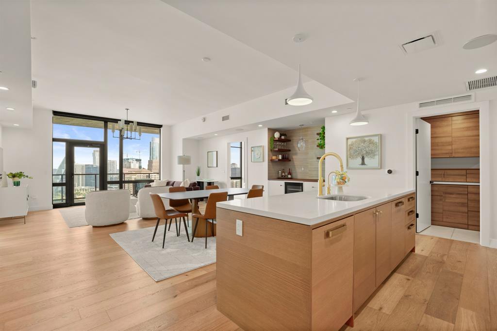 Foto principal - 70 Rainey St