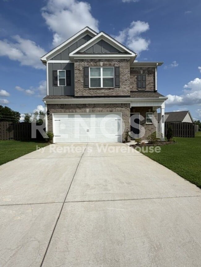 Building Photo - 1002 Birkhall Blvd NW