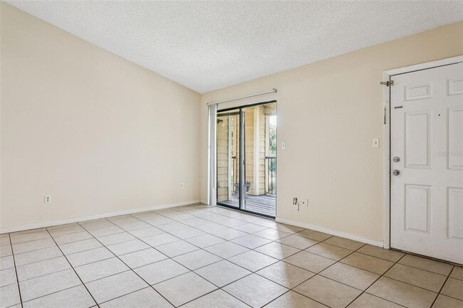 Building Photo - 8645 Fancy Finch Dr