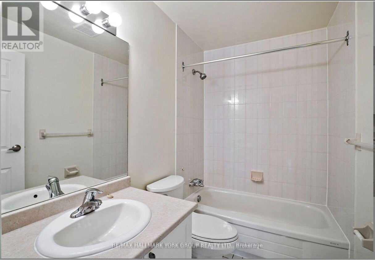 Photo du bâtiment - 131 Edgehill Dr