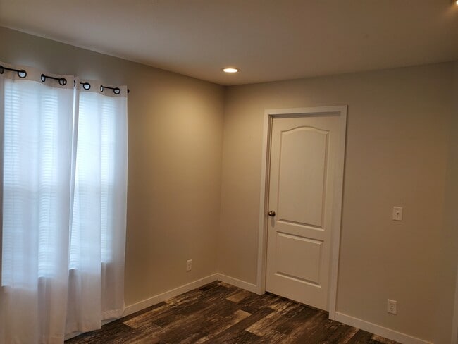 Building Photo - 29 Mockingbird Hill Dr