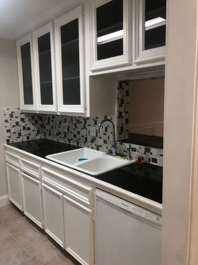 Foto del edificio - 4641 Wild Indigo St