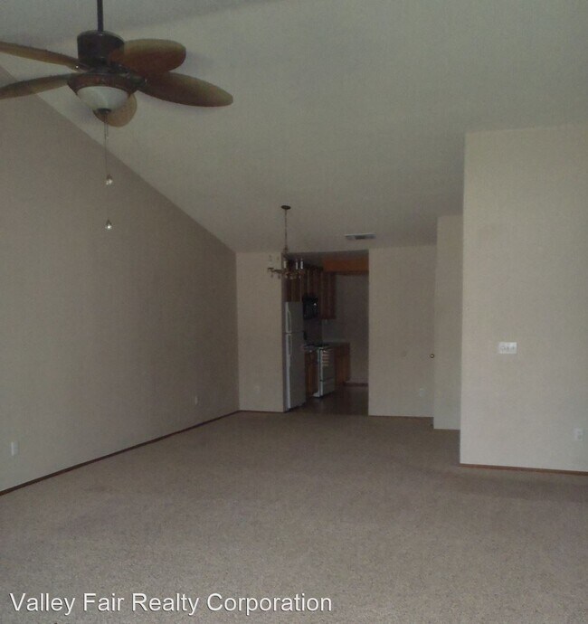 Building Photo - 3 br, 2 bath House - 1083 Arbor Dr
