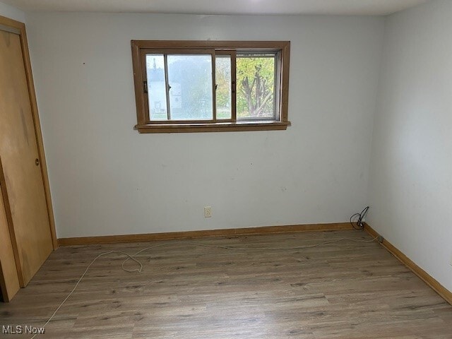451 E 156th St Cleveland, OH 44110 – photo 2
