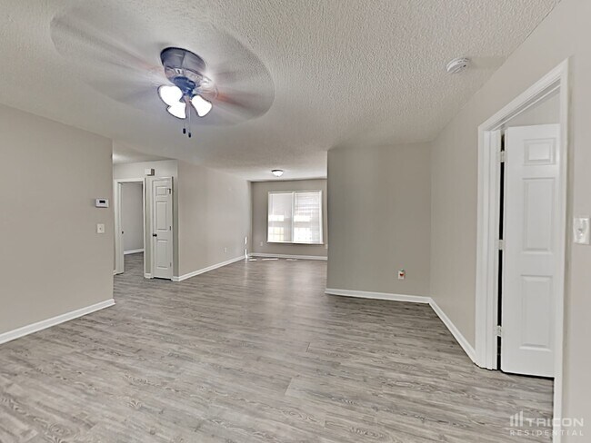 Building Photo - 5008 Lacewood Court Concord NC