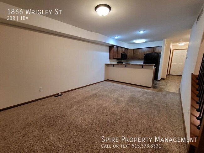 Building Photo - Ely - 2 Bedroom 2.5 bath Town House