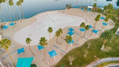 Building Photo - 3004 Sun Lake Dr