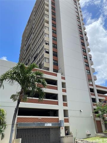 Building Photo - 2754 Kuilei St