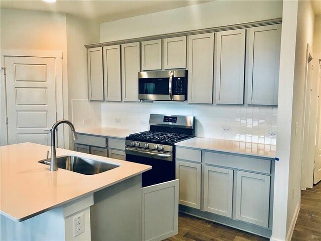 Building Photo - 13501 Baileyfield Dr