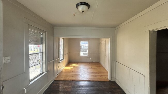 Building Photo - 2705 Osceola St