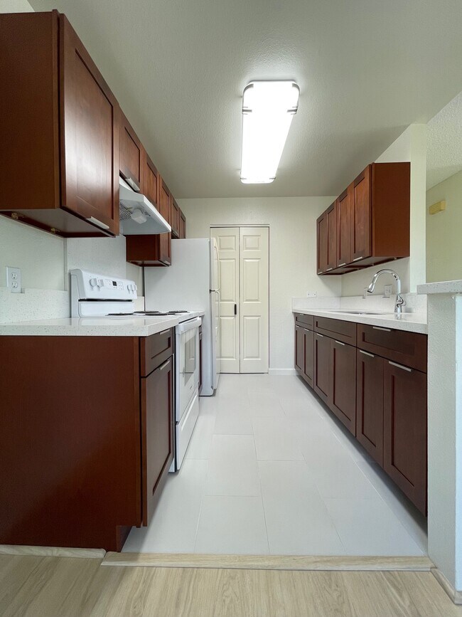 Foto del edificio - 94-217 Lumiaina Pl