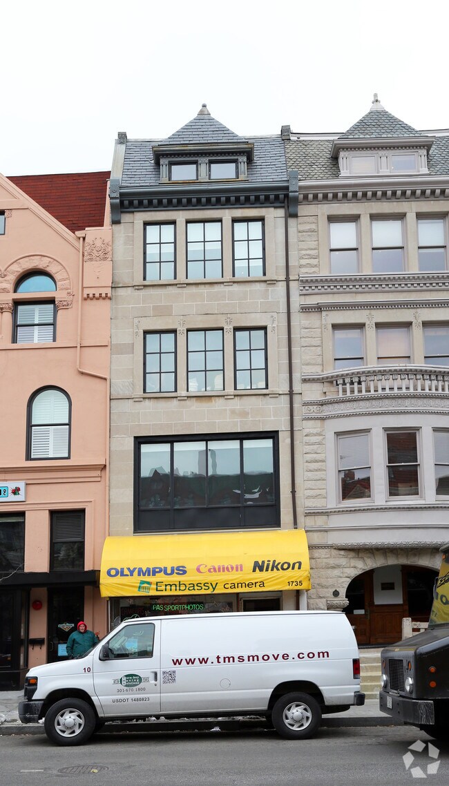 Building Photo - 1735 Connecticut Ave NW