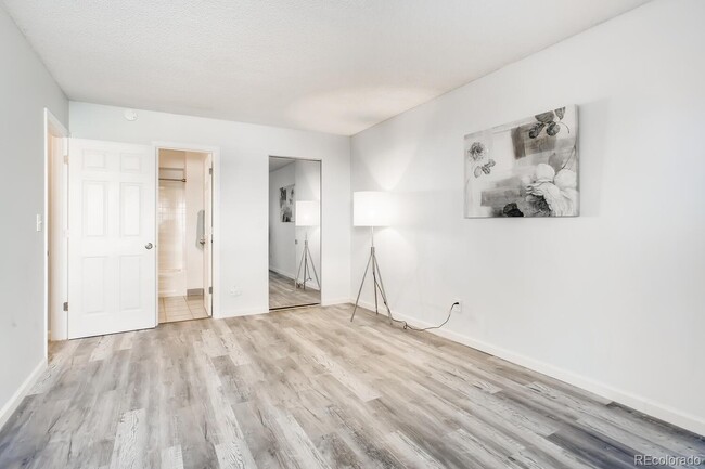 Master Suite - 10150 E Virginia Ave