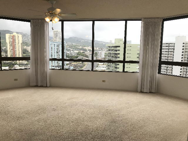 Building Photo - To register for the showing time below, note the 4 digit code: 4033 and click "APPLY NOW."(mobile...