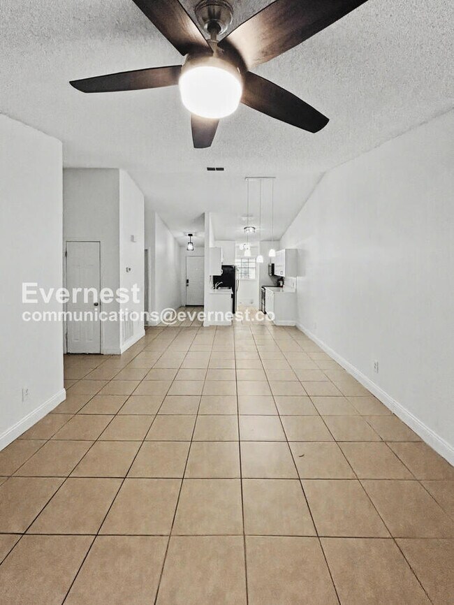 Foto del edificio - 3436 Sunrise Villas Ct N