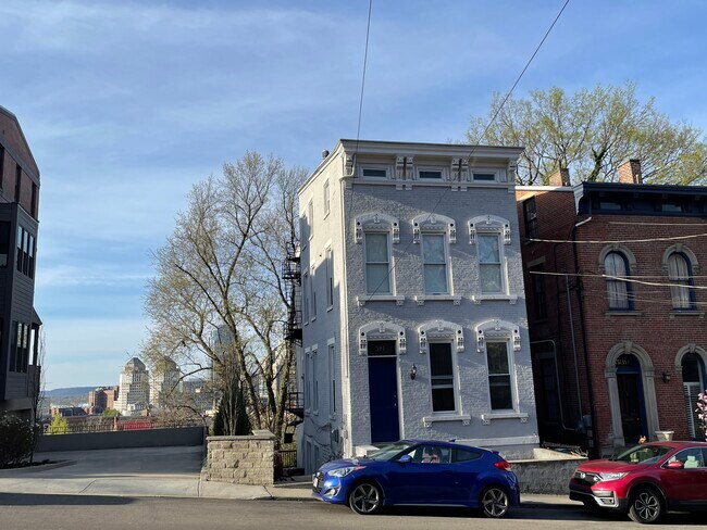 Building Photo - 541 Liberty Hl