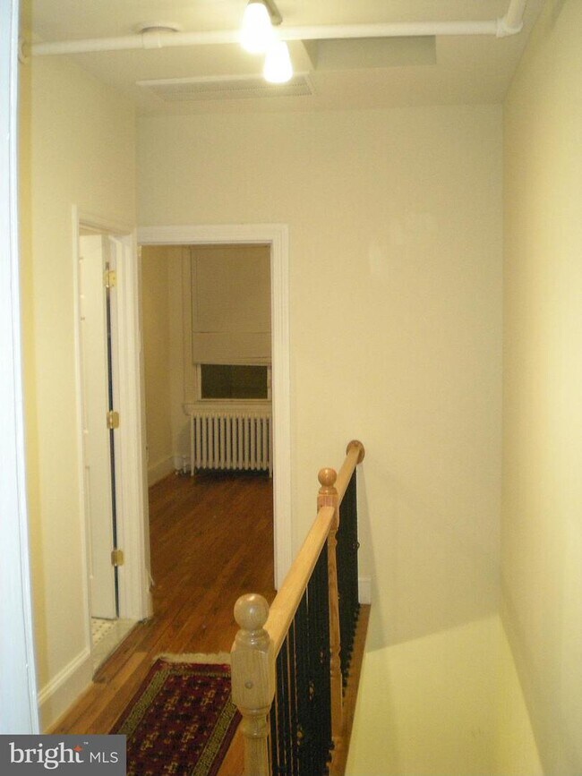 Foto del edificio - 518 10th St SE