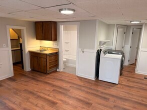 Building Photo - 30 Rockland St