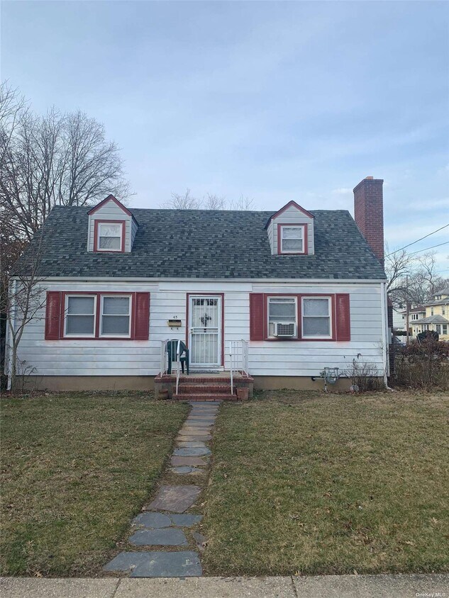 43 Lawson St, Hempstead, NY 11550 House Rental in Hempstead, NY