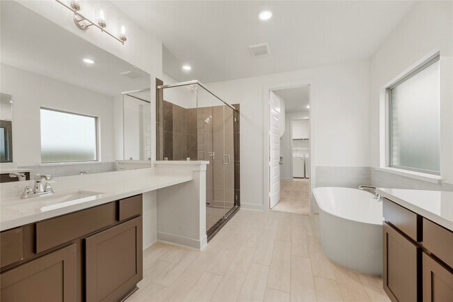 Foto del edificio - 981 Cortez Creek Dr