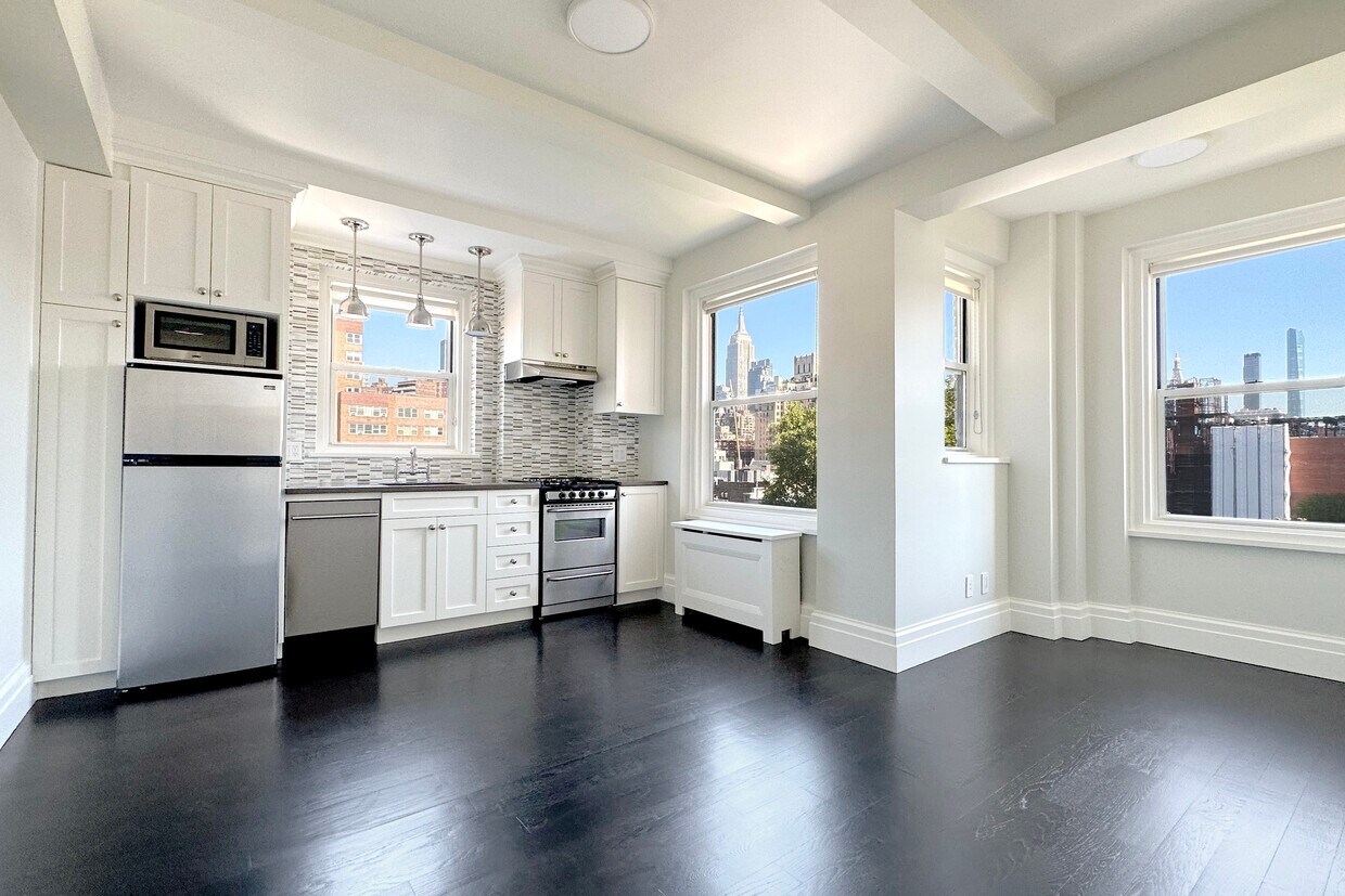 Primary Photo - 365 W 20th St