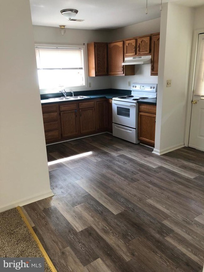 Building Photo - 4019 13th St