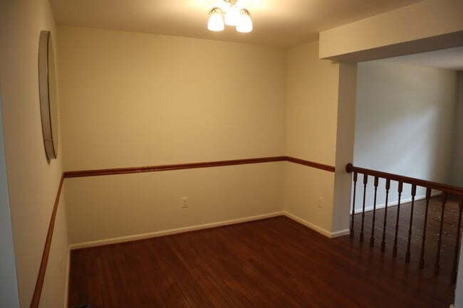 Foto del edificio - Fantastic 3 BR/2.5 BA Townhome minutes from Rio Lakefront. Ready Mid-May