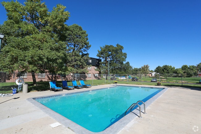 Building Photo - Garden Center Apartments