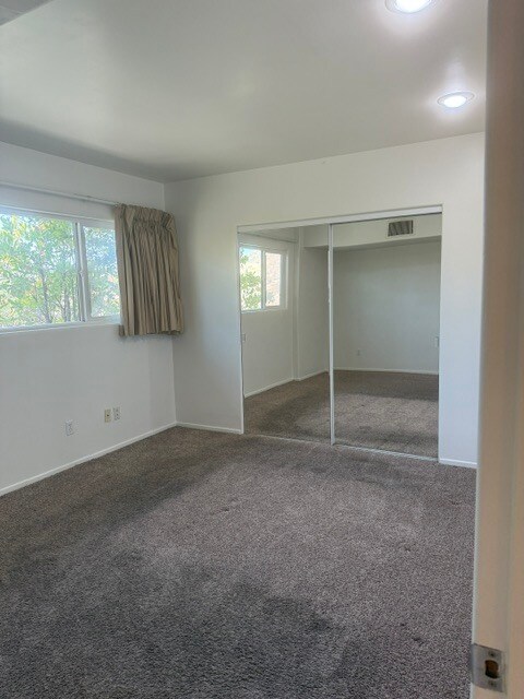 Foto del edificio - 39905 Estates Rd