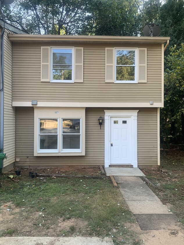 Foto principal - 5571 Marbut Rd