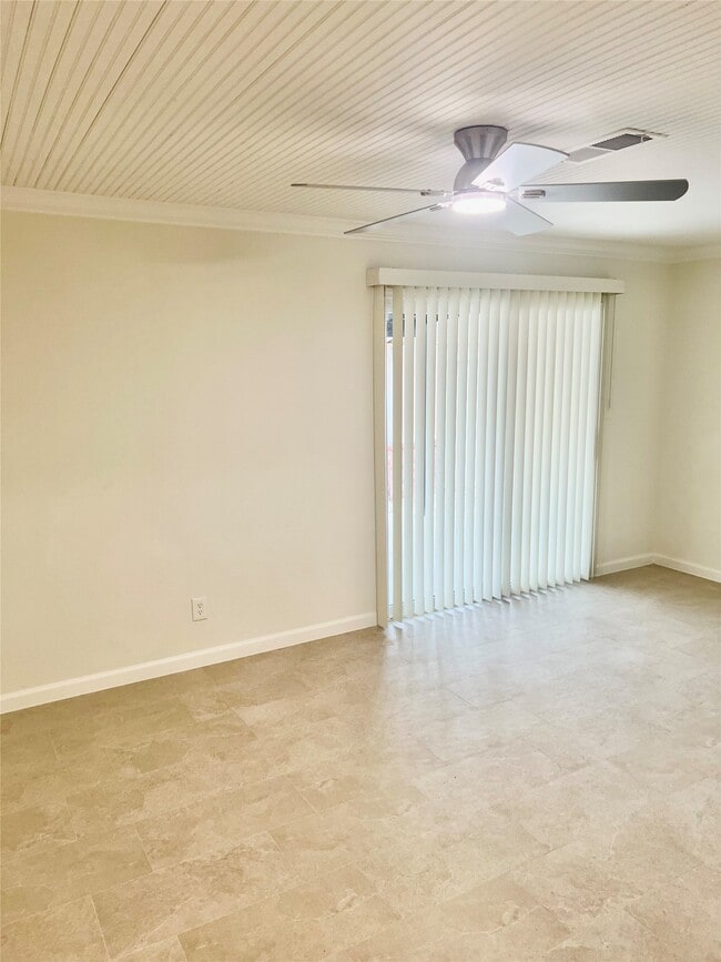 Building Photo - 21510 Ruth Dr