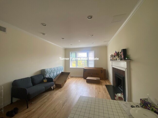 Building Photo - 51 Langdon St